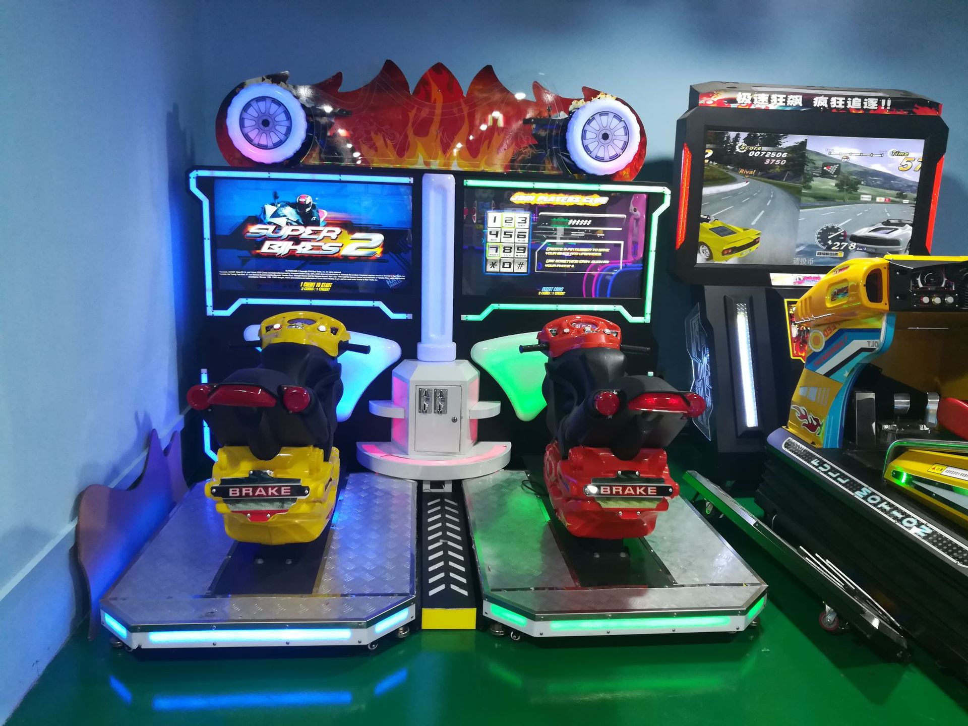 Luxury Twins Super Bike 2 Video Game Machine 2022 Best Motocar Games Arcade Machine For Sale|Super Bike 2 Arcade Motorcycle Games
