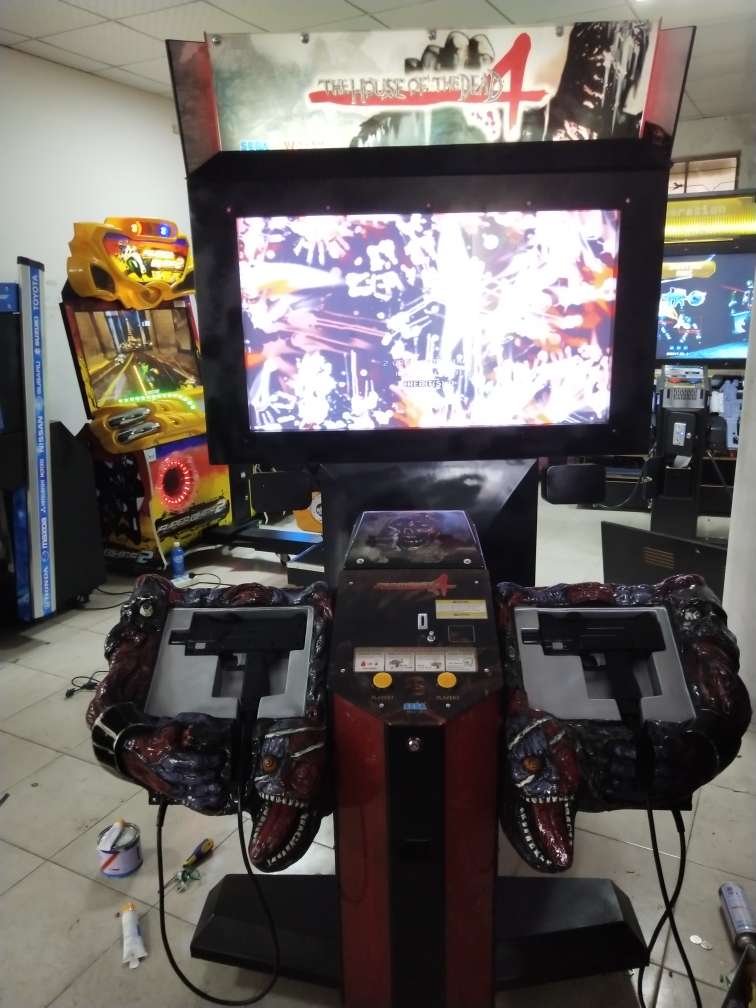 house of dead 4 arcade video game machine YUTO Games