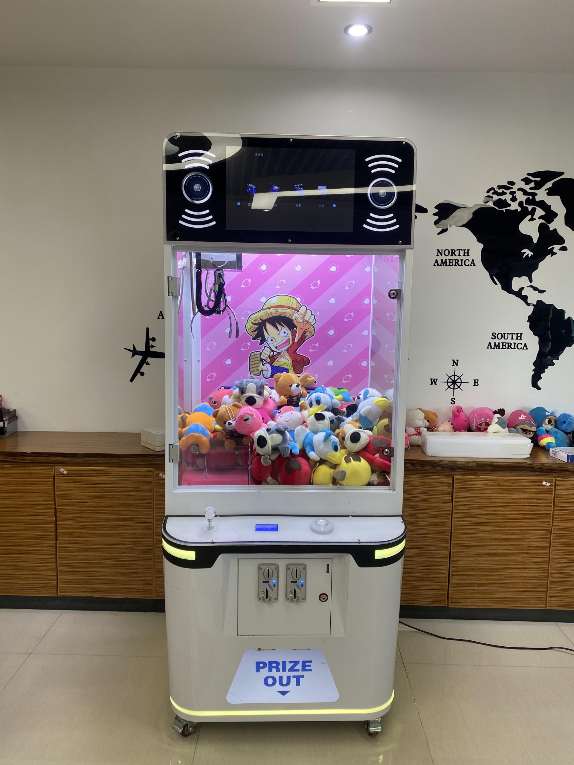 toy crane arcade
