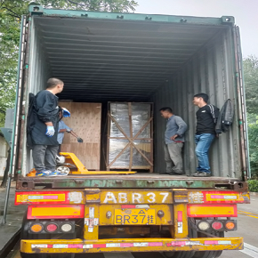2022 Amper Container Finish the loading